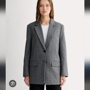 Everlane Oversized Charcoal Blazer 12